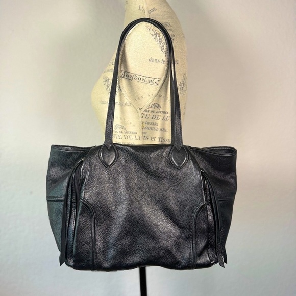Aimee Kestenberg “Chelsea” Black Leather Shoulder Bag - Picture 1 of 11